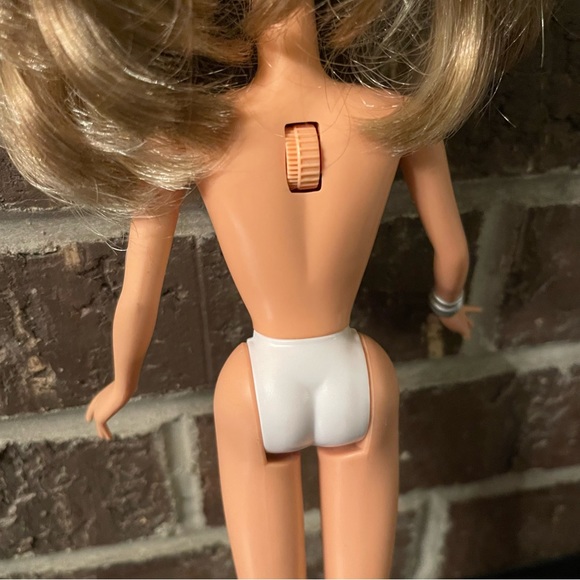 1997 Sabrina the Teenage Witch Barbie Doll - Picture 3 of 5